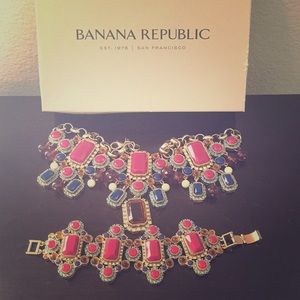 Banana republic statement jewelry NWOT